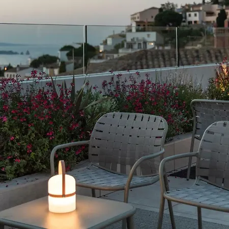Alta House 3* Begur