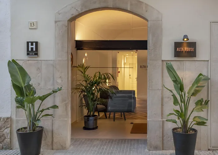 Alta House Ξενοδοχείο 3*