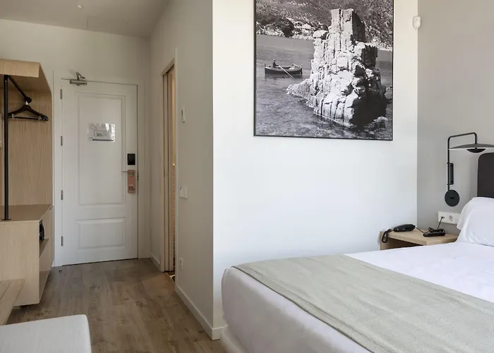 Alta House 3* Begur
